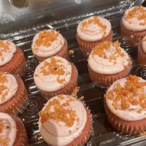 Strawberry Crunch Cupcakes